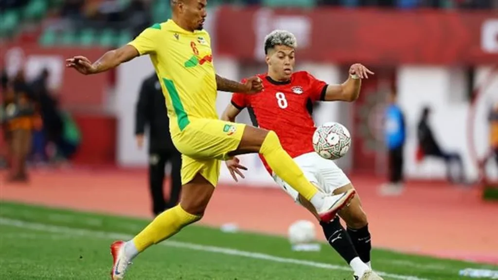 بث مباشر.. القنوات الناقلة لمباراة مصر ونيجيريا وتشكيل الفراعنة المتوقع بمونديال أفريقيا